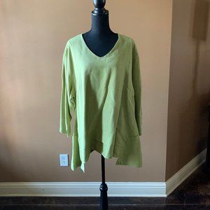 Loose Fitting Linen Top